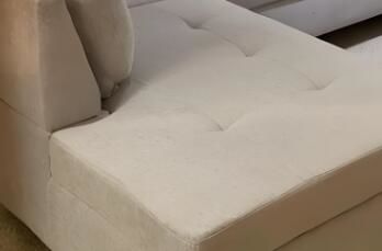 清潔布藝沙發(fā)這種家具的時(shí)候，要注意什么呢？